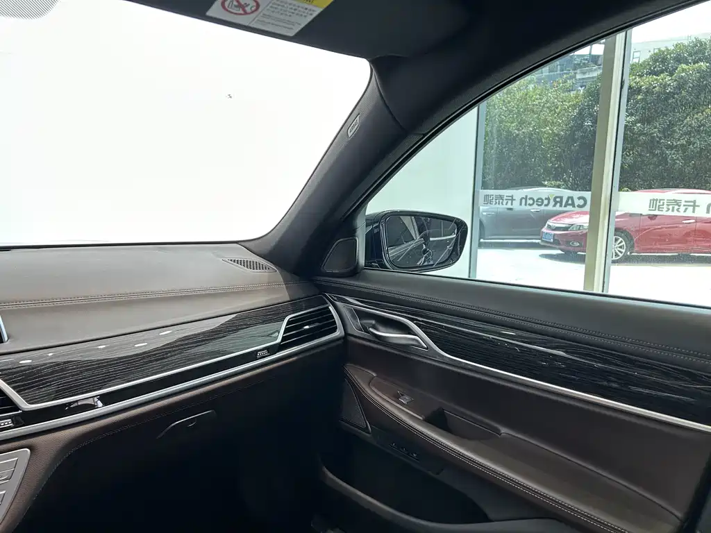 BMW BMW 7 Series 2021 730Li M Sport Package 2022 - thumbnail 14