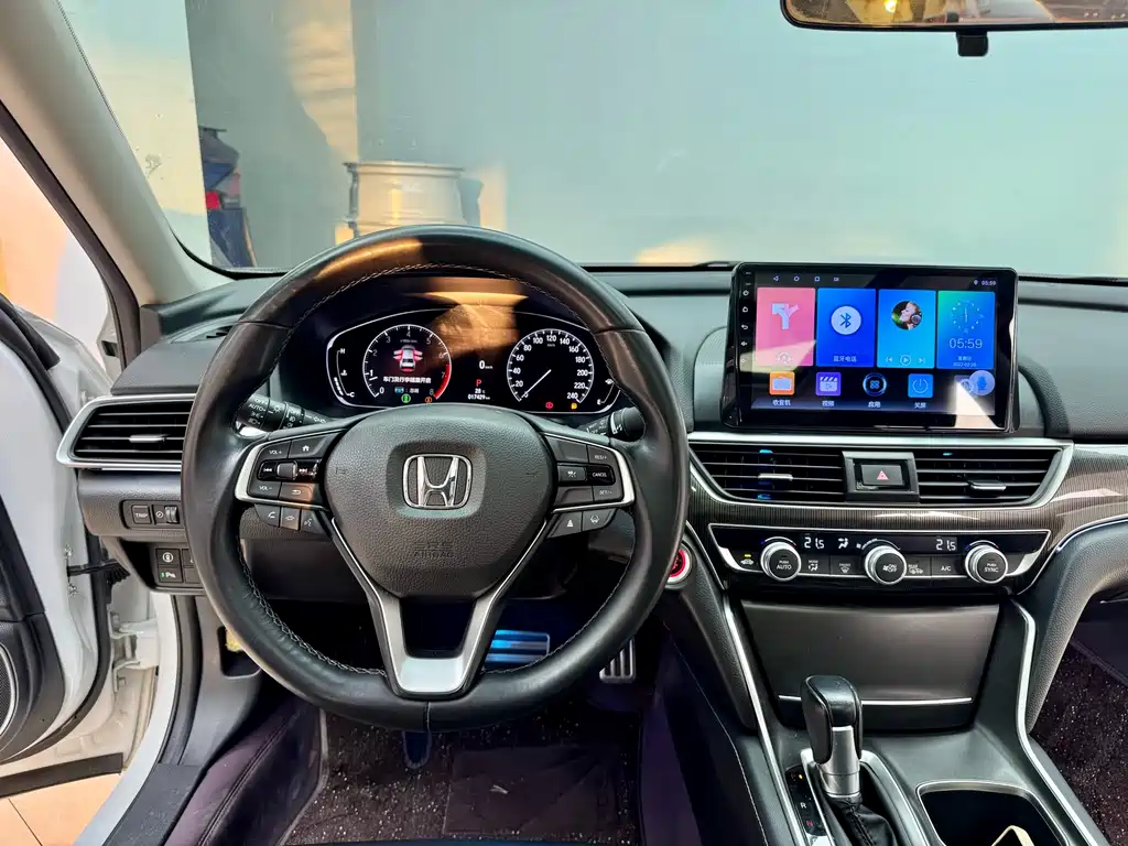 Honda Honda Accord 2022 260TURBO Phantom Night Premium Edition 2022 - thumbnail 18