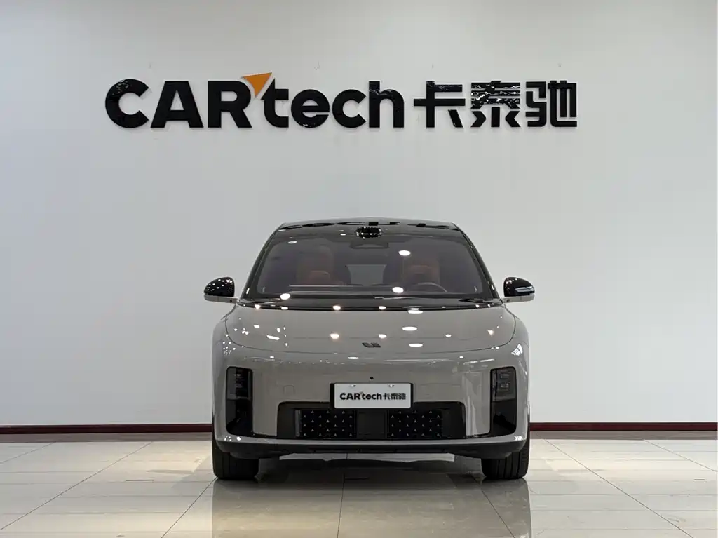 Li Auto Li Auto i8 2025 Standard Edition 2025 - thumbnail 2