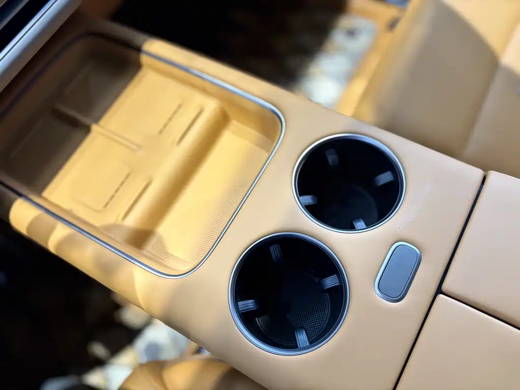 Li Auto Li Auto i8 2025 Standard Edition 2025 - thumbnail 7