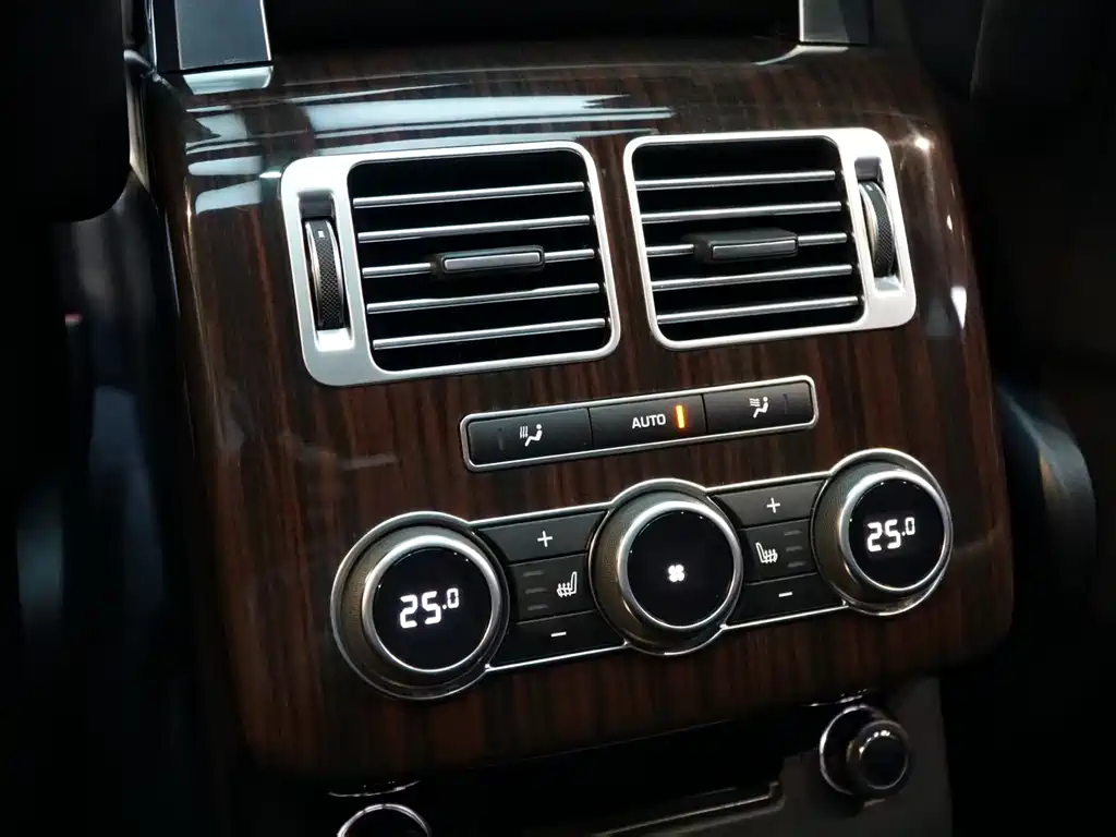 Land Rover Range Rover 2015 3.0 SC V6 Vogue 2015 - thumbnail 10