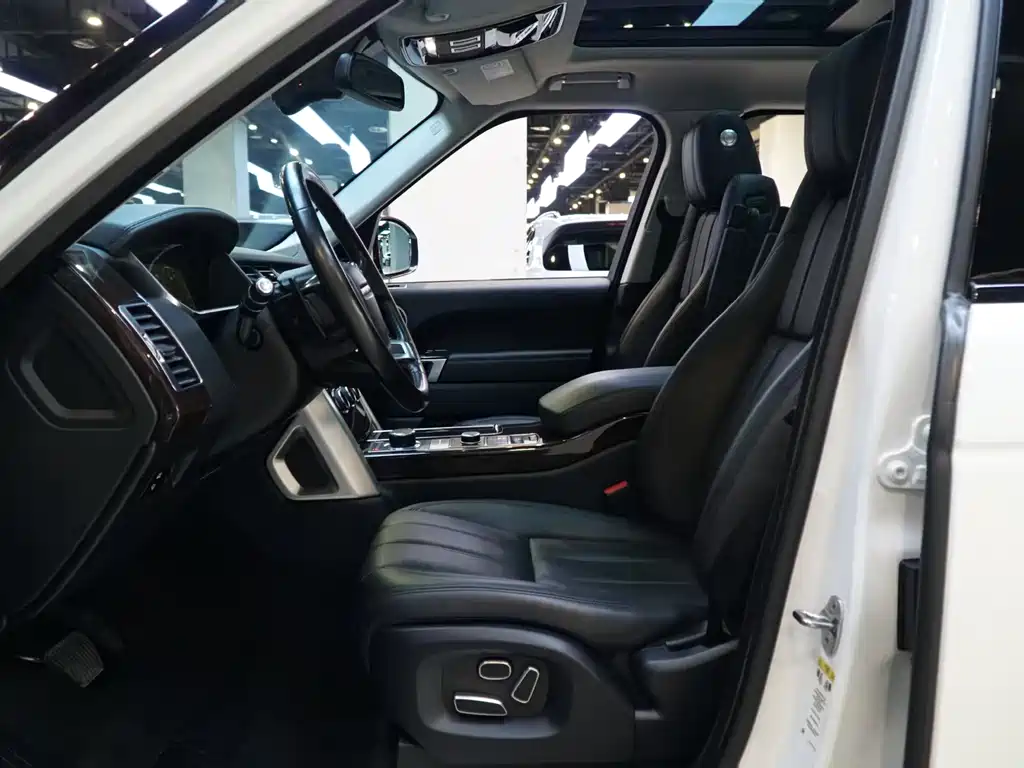 Land Rover Range Rover 2015 3.0 SC V6 Vogue 2015 - thumbnail 12