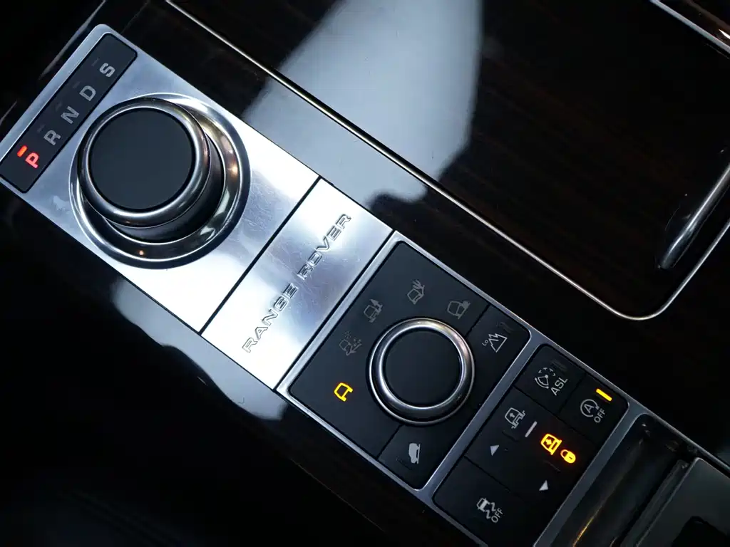 Land Rover Range Rover 2015 3.0 SC V6 Vogue 2015 - thumbnail 18