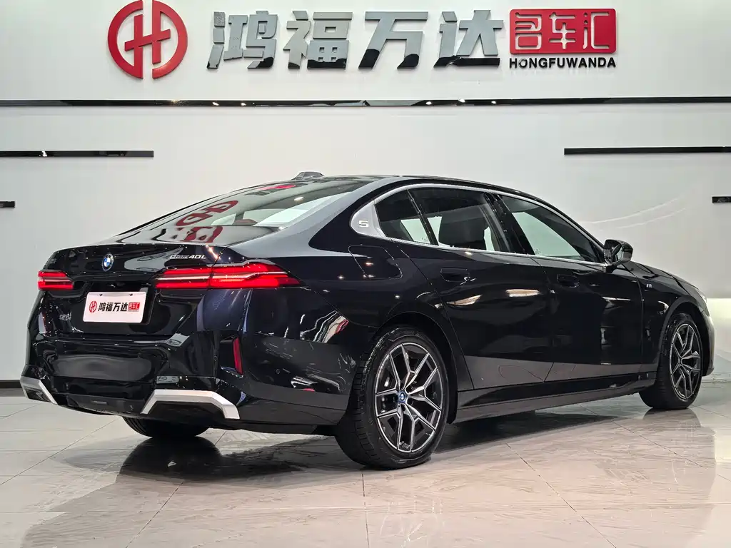 BMW BMW i5 2025 eDrive 40L M Sport Package 2026 - thumbnail 4