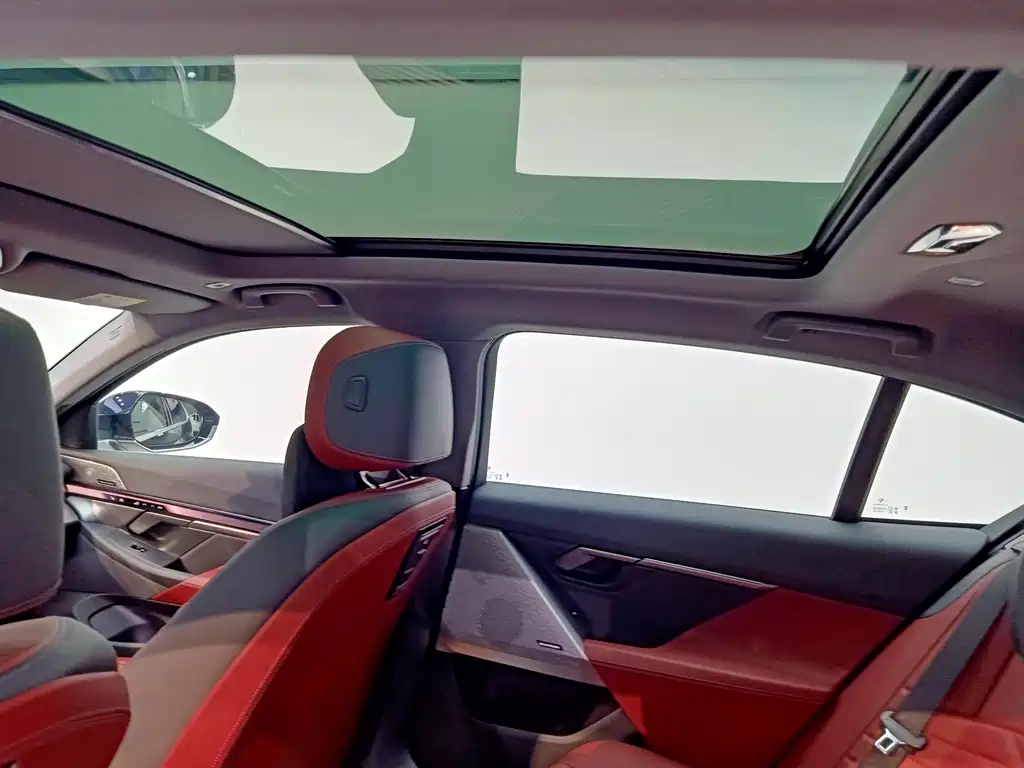BMW BMW i5 2025 eDrive 40L M Sport Package 2026 - thumbnail 18