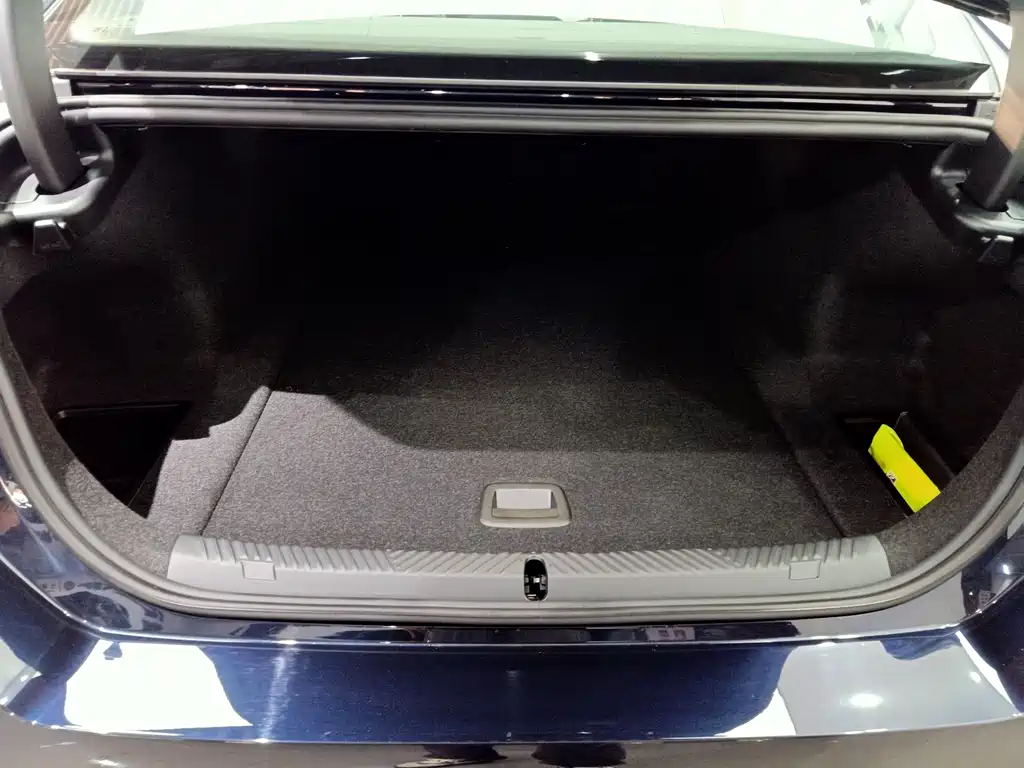 BMW BMW i5 2025 eDrive 40L M Sport Package 2026 - thumbnail 23