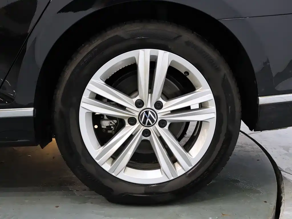Volkswagen Magotan 2025 Model Comfort 280TSI DSG 2025 - thumbnail 11