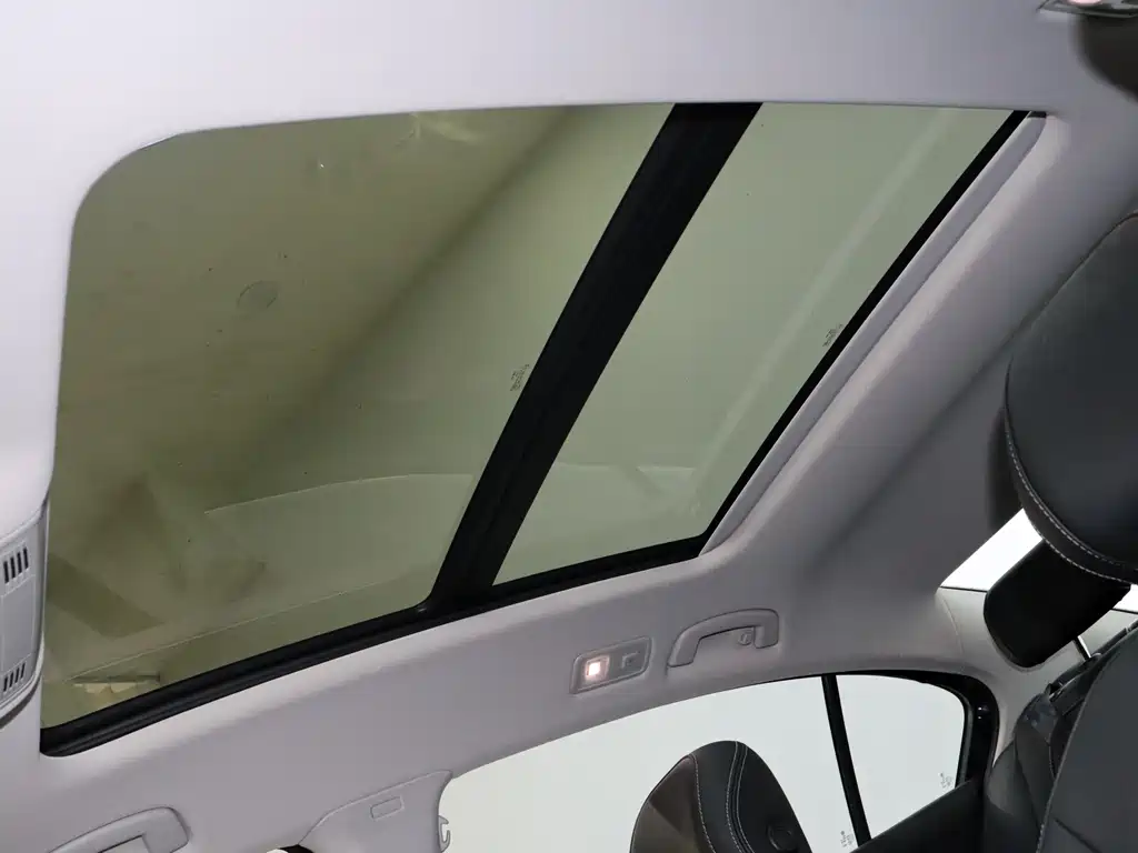 Volkswagen Magotan 2025 Model Comfort 280TSI DSG 2025 - thumbnail 12