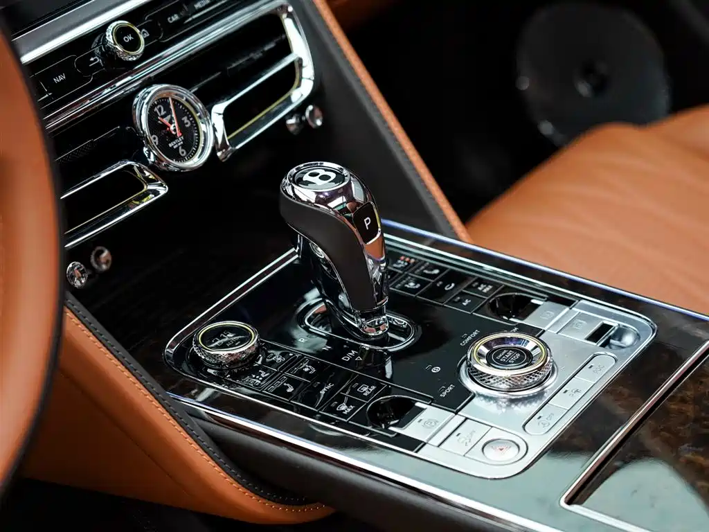 Bentley Bentley Flying Spur 2022 4.0T V8 Standard Edition 2022 - thumbnail 10