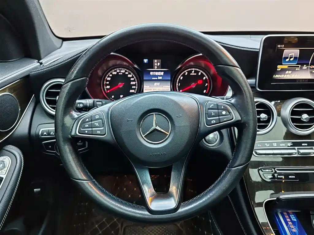 Mercedes-Benz Mercedes-Benz GLC 2018 GLC 260 4MATIC Luxury Model 2018 - thumbnail 17