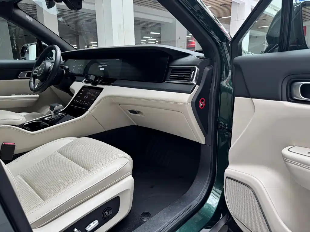 Li Auto Li ONE 2021 Extended-Range 6-Seat Version 2022 - thumbnail 18