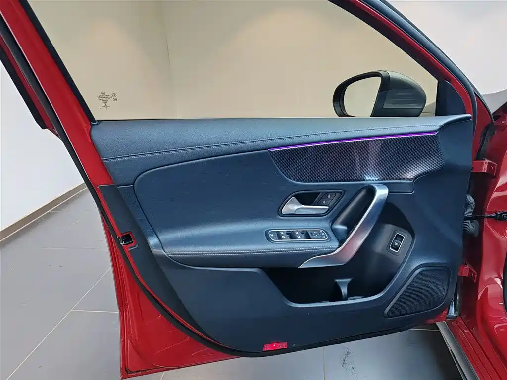 Mercedes-Benz Mercedes-Benz A-Class 2022 A 200 L Sport Sedan Dynamic Model 2022 - thumbnail 14