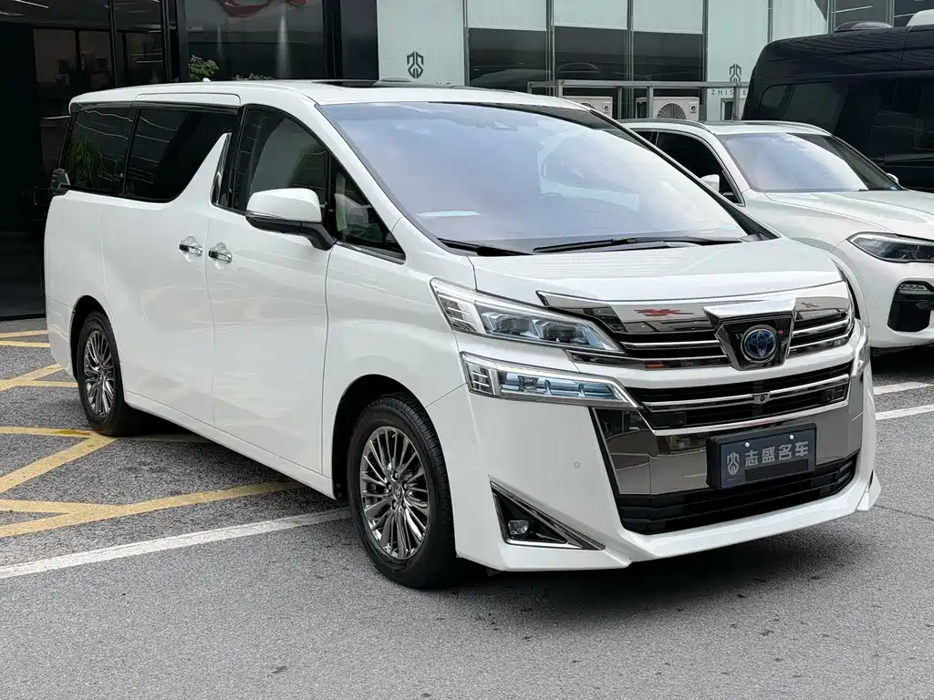 Toyota Alphard 2021 Crown Hybrid 2.5L HV Luxury Version 2021 - thumbnail 3