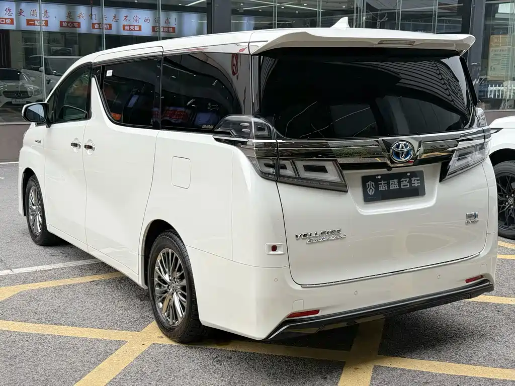 Toyota Alphard 2021 Crown Hybrid 2.5L HV Luxury Version 2021 - thumbnail 7