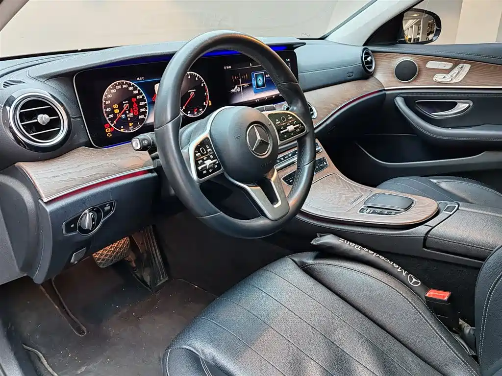 Mercedes-Benz Mercedes-Benz E-Class 2020 E 300 L Fashion Edition 2020 - thumbnail 8