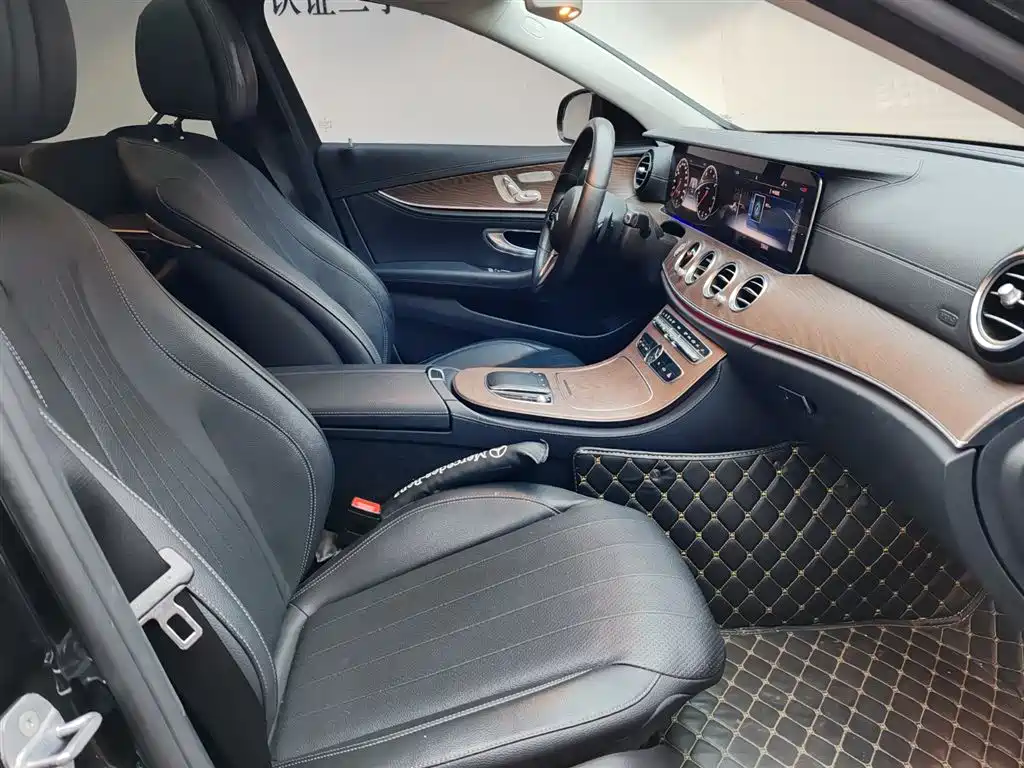 Mercedes-Benz Mercedes-Benz E-Class 2020 E 300 L Fashion Edition 2020 - thumbnail 10