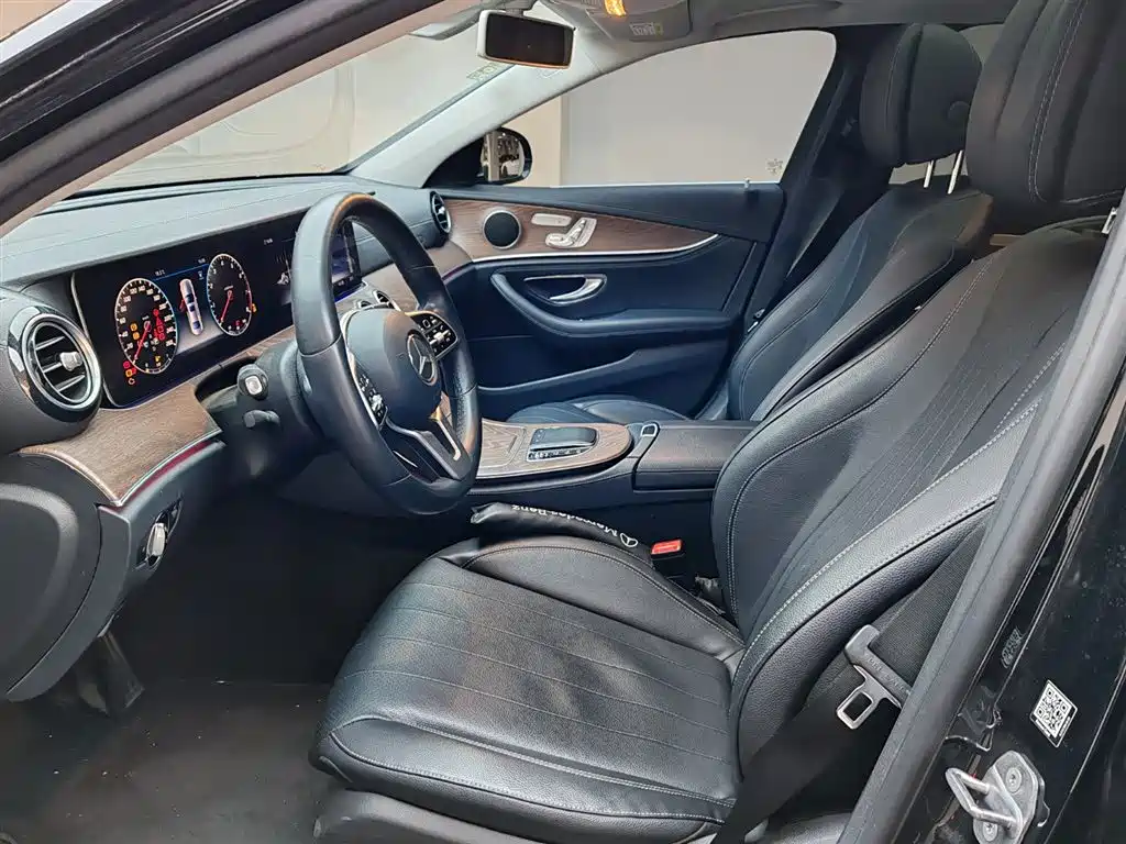 Mercedes-Benz Mercedes-Benz E-Class 2020 E 300 L Fashion Edition 2020 - thumbnail 11