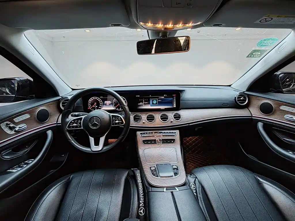 Mercedes-Benz Mercedes-Benz E-Class 2020 E 300 L Fashion Edition 2020 - thumbnail 13