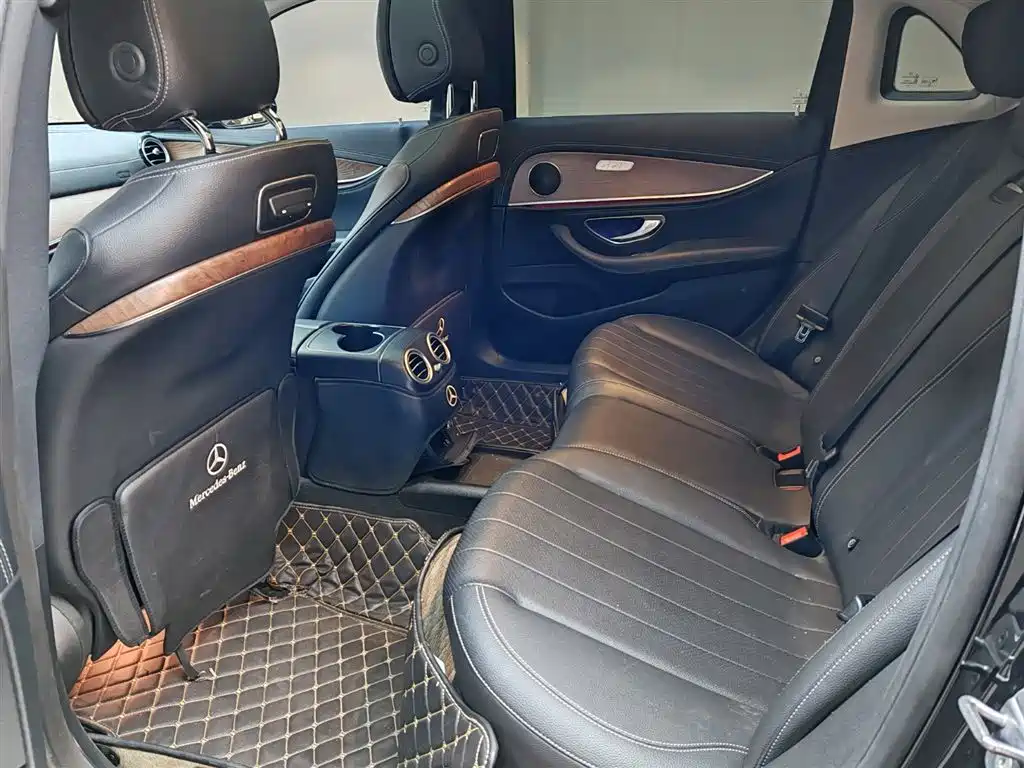 Mercedes-Benz Mercedes-Benz E-Class 2020 E 300 L Fashion Edition 2020 - thumbnail 15