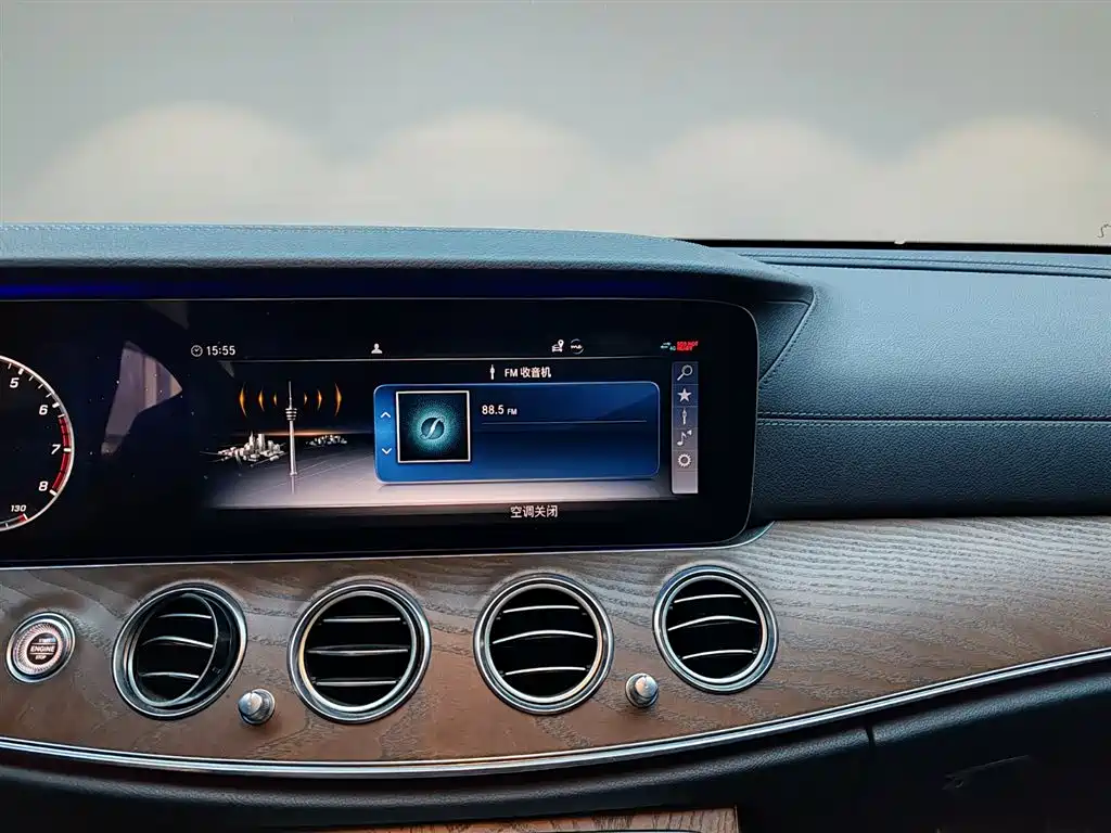 Mercedes-Benz Mercedes-Benz E-Class 2020 E 300 L Fashion Edition 2020 - thumbnail 16