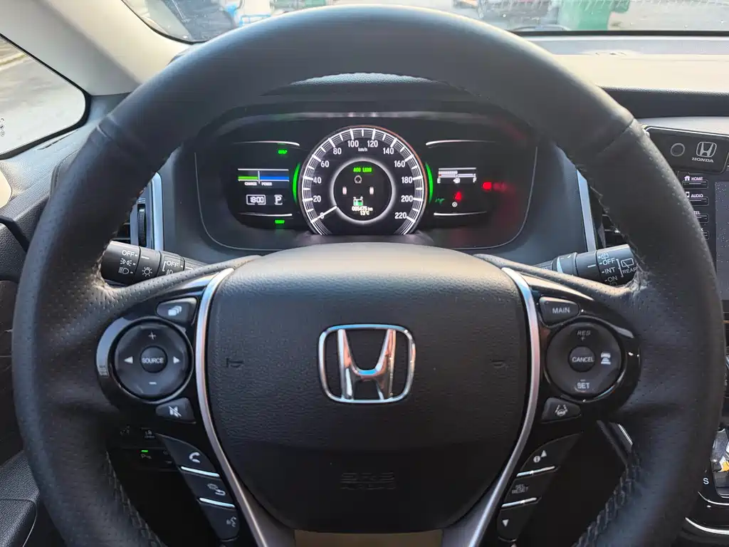 Honda Honda Odyssey 2019 2.0L锐·智享版  Wait, let me correct that - the "锐·智享版" part needs proper translation:  Honda Odyssey 2019 2.0L Sharp Intelligent Enjoyment Edition 2020 - thumbnail 9