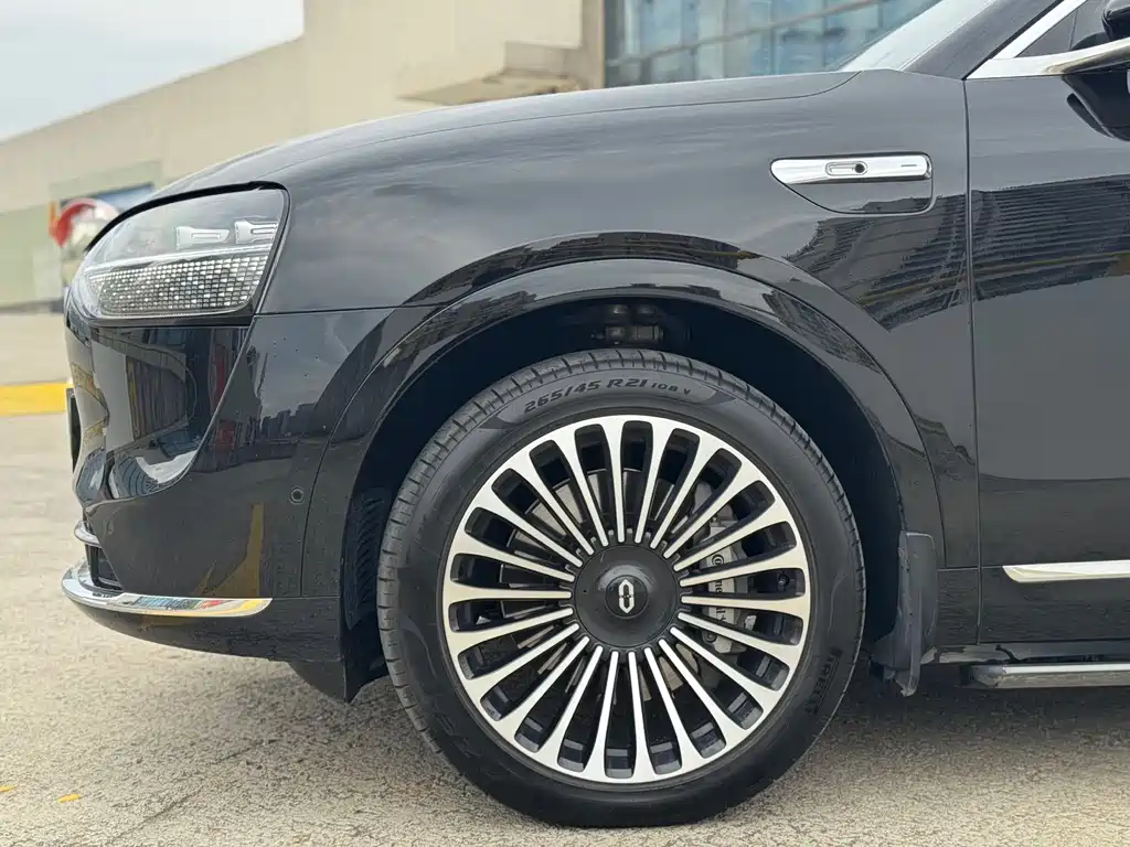AITO M9 Aito M9 2024 Extended Range Max 42kWh 6-seater 2024 - thumbnail 5
