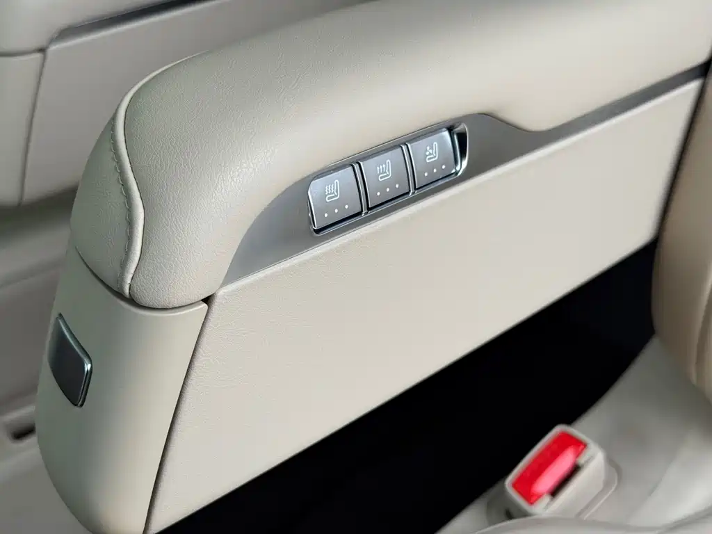 AITO M9 Aito M9 2024 Extended Range Max 42kWh 6-seater 2024 - thumbnail 13