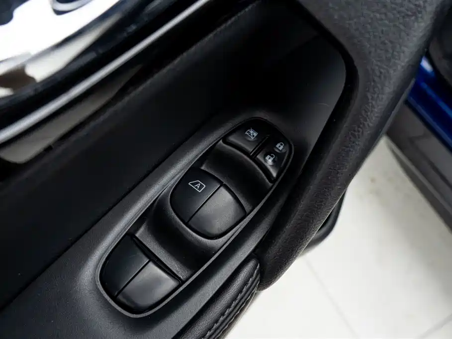 Nissan Nissan X-Trail 2019 2.0L CVT SmartLink Comfort Edition 2WD 2019 - thumbnail 19