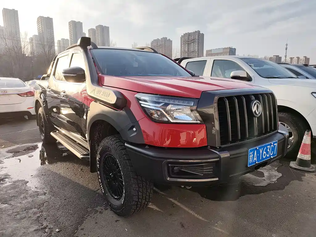 Dongfeng Nissan Navara 2021 2.3T Automatic Diesel 4WD Standard M9T 2023 - thumbnail 3
