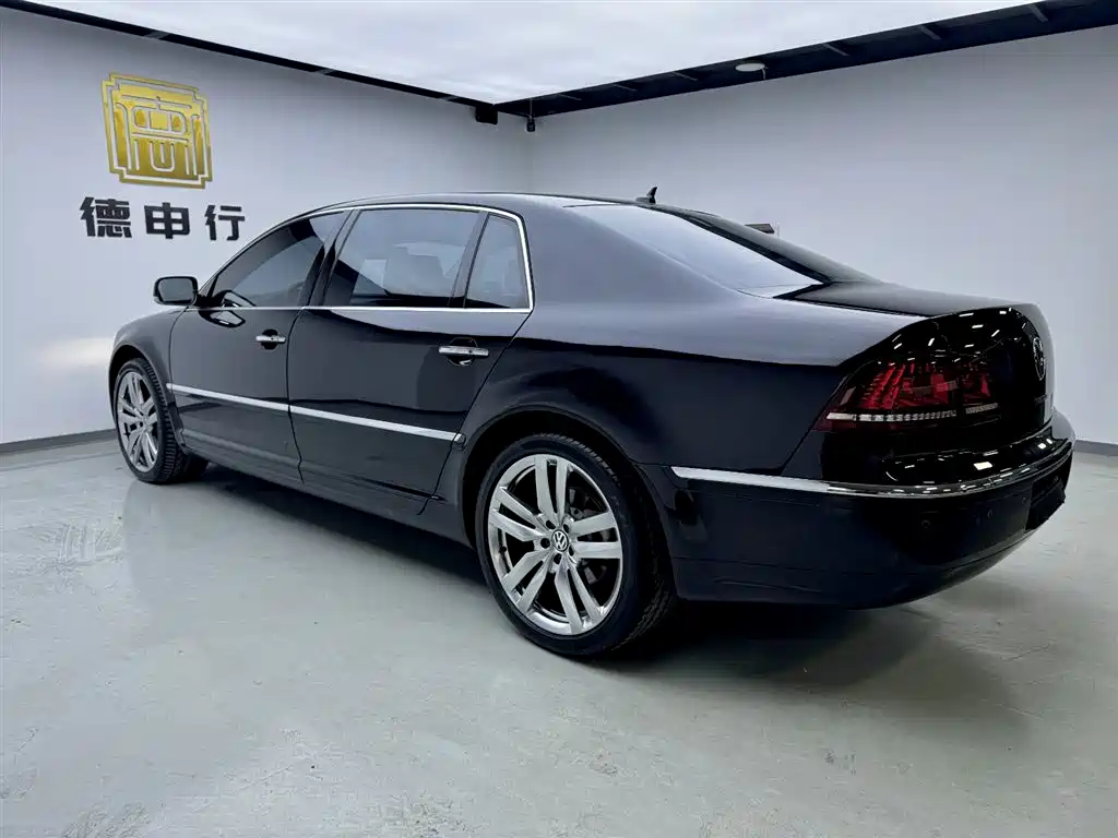 Volkswagen Phaeton 2015 3.6L Premium Edition 2017 - thumbnail 4
