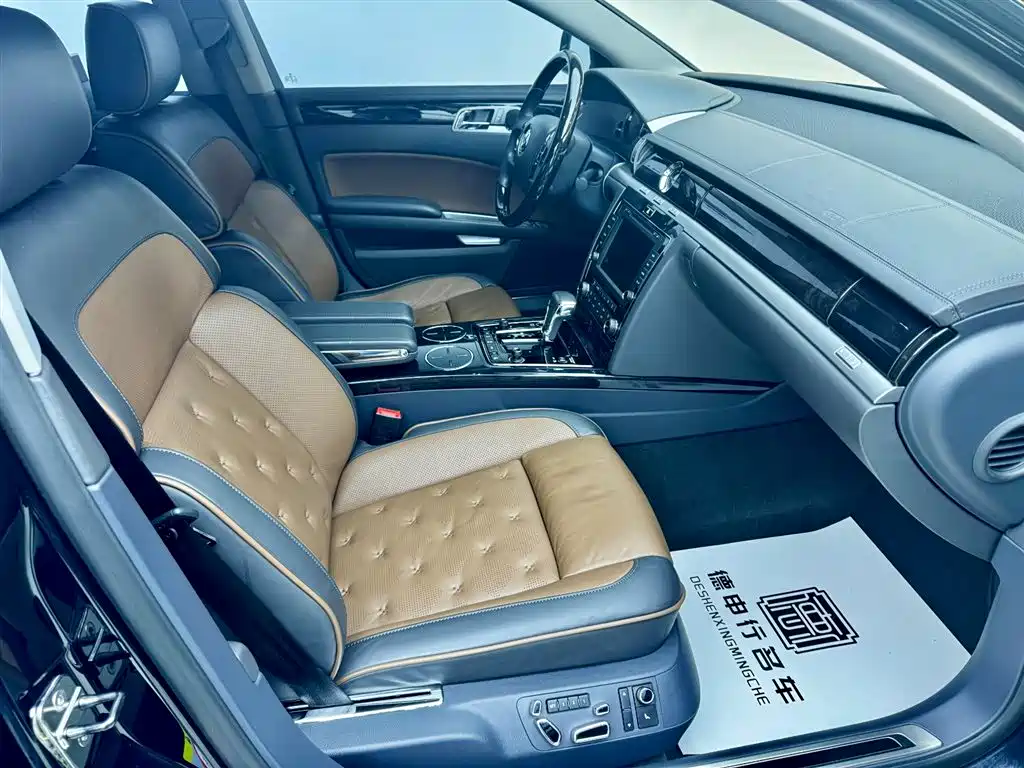 Volkswagen Phaeton 2015 3.6L Premium Edition 2017 - thumbnail 18
