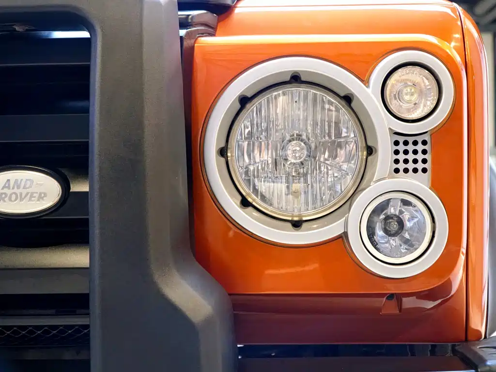 Land Rover Land Rover Defender 2010 Ice & Fire Limited Edition 2010 - thumbnail 11