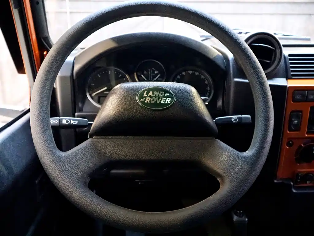 Land Rover Land Rover Defender 2010 Ice & Fire Limited Edition 2010 - thumbnail 15