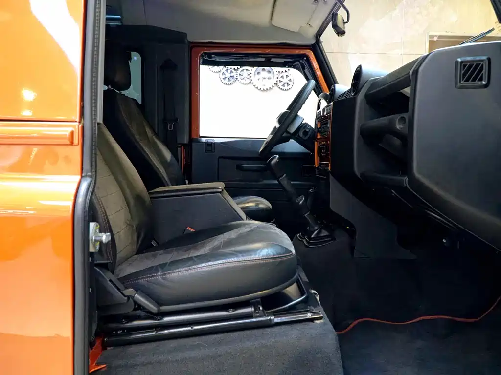 Land Rover Land Rover Defender 2010 Ice & Fire Limited Edition 2010 - thumbnail 21