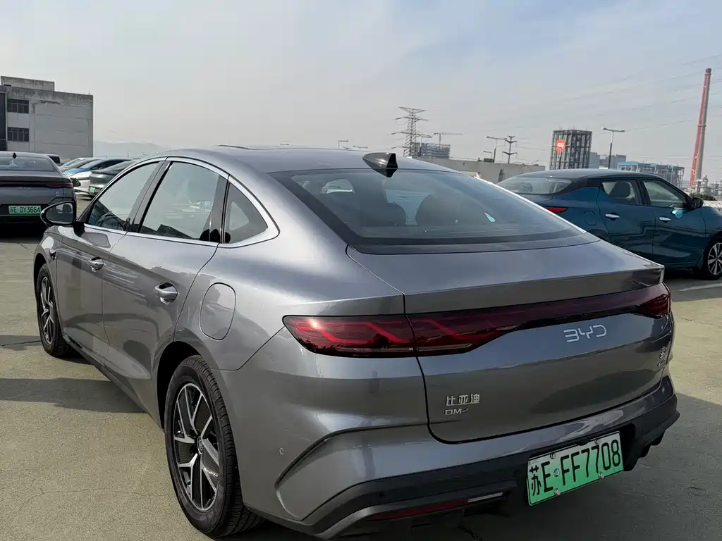 BYD BYD Qin L 2025 DM-i Intelligent Driving Edition 120KM Extended Range Model 2025 - thumbnail 7