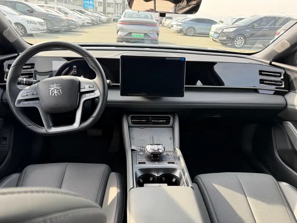 BYD BYD Qin L 2025 DM-i Intelligent Driving Edition 120KM Extended Range Model 2025 - thumbnail 9
