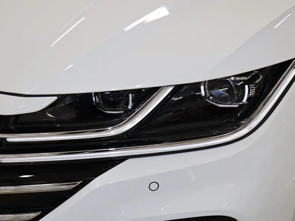 Volkswagen FAW-Volkswagen CC 2023 380TSI Dazzling Edition 2023 - thumbnail 9