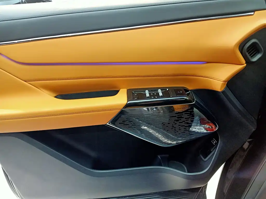 Geely Galaxy Wingle L380 2024 140 kWh 6-seater AWD Ultra 2026 - thumbnail 19