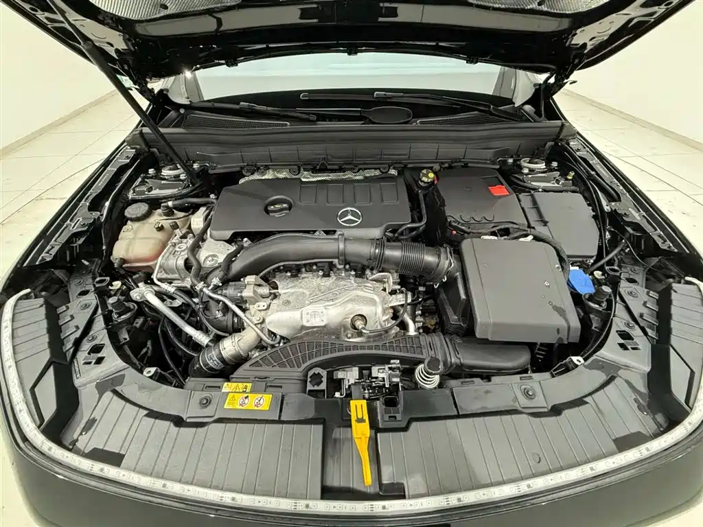 Mercedes-Benz Mercedes-Benz GLB 2023 GLB 220 Style 2023 - thumbnail 18