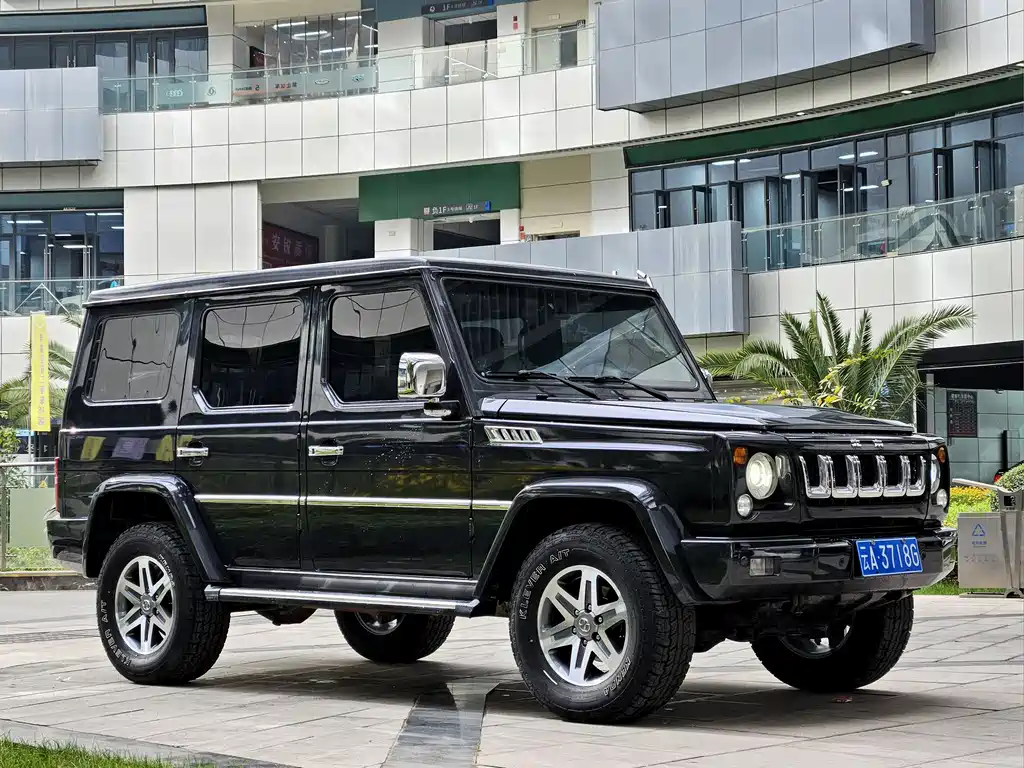 Beijing Off-Road Beijing Off-road BJ80 2016 2.3T Manual Luxury Edition 2016 - thumbnail 3