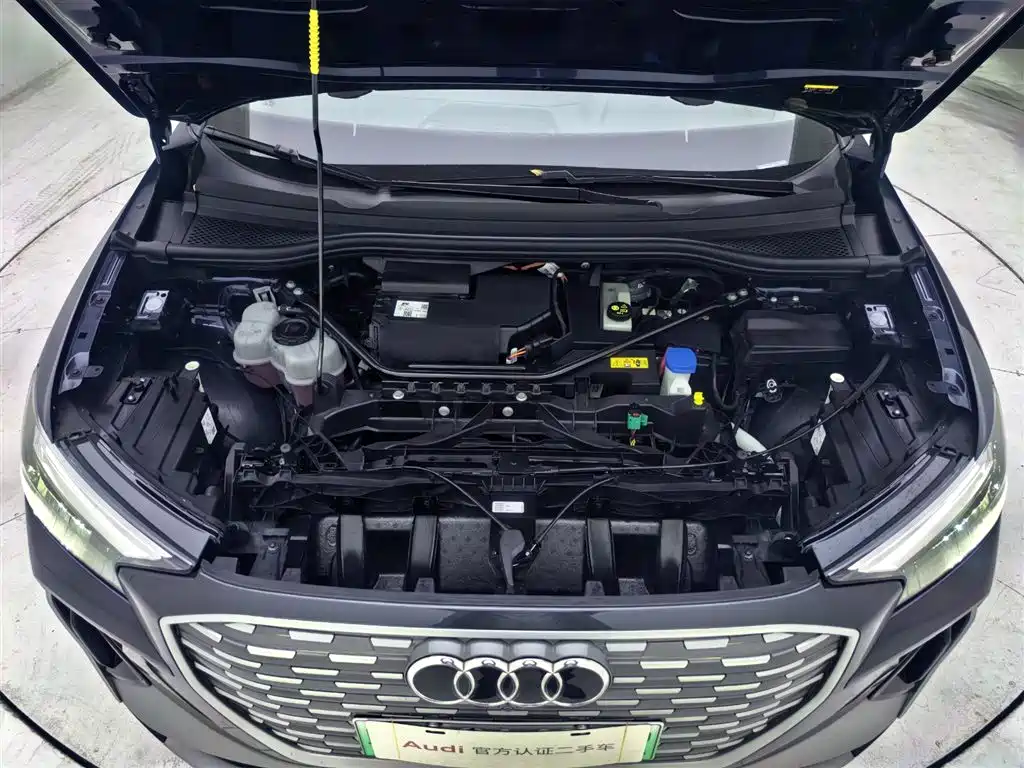 Audi Audi Q4 e-tron 2024 40 e-tron Premium Edition 2024 - thumbnail 9