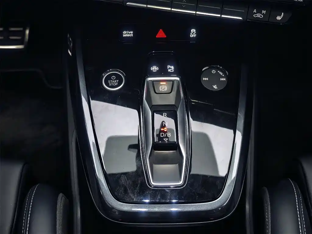 Audi Audi Q4 e-tron 2024 40 e-tron Premium Edition 2024 - thumbnail 13