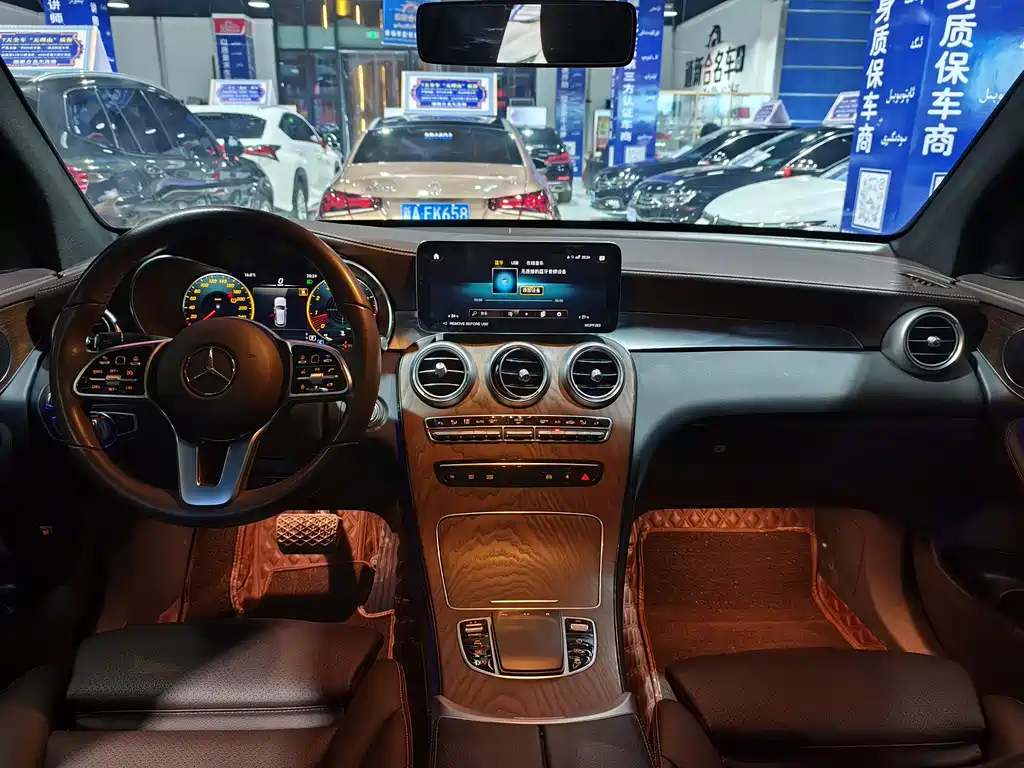 Mercedes-Benz Mercedes-Benz GLC 2022 GLC 260 L 4MATIC Luxury 2021 - thumbnail 5