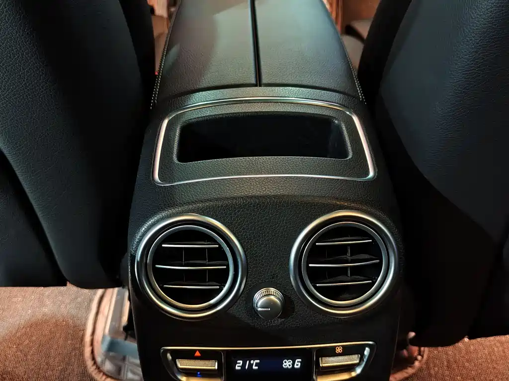 Mercedes-Benz Mercedes-Benz GLC 2022 GLC 260 L 4MATIC Luxury 2021 - thumbnail 15