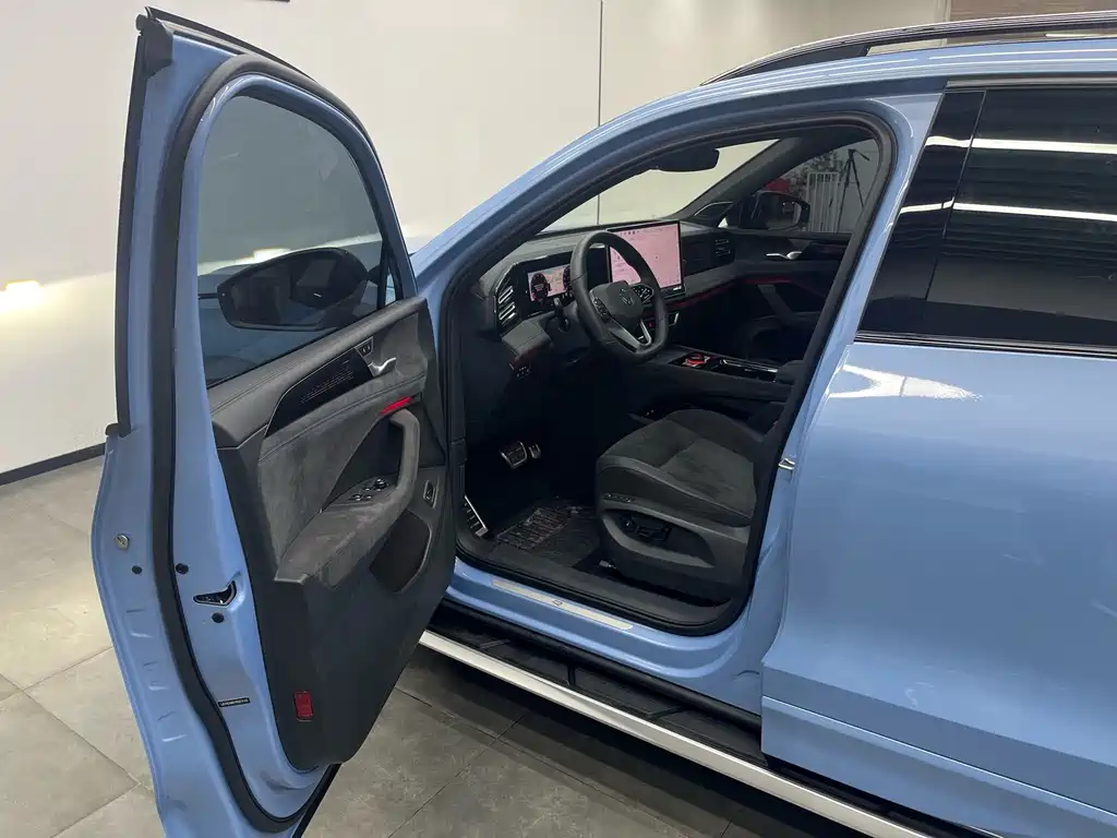 Volkswagen Tiguan L 2024 PRO 380TSI 4Motion R-Line Intelligent Premium Edition 2024 - thumbnail 6