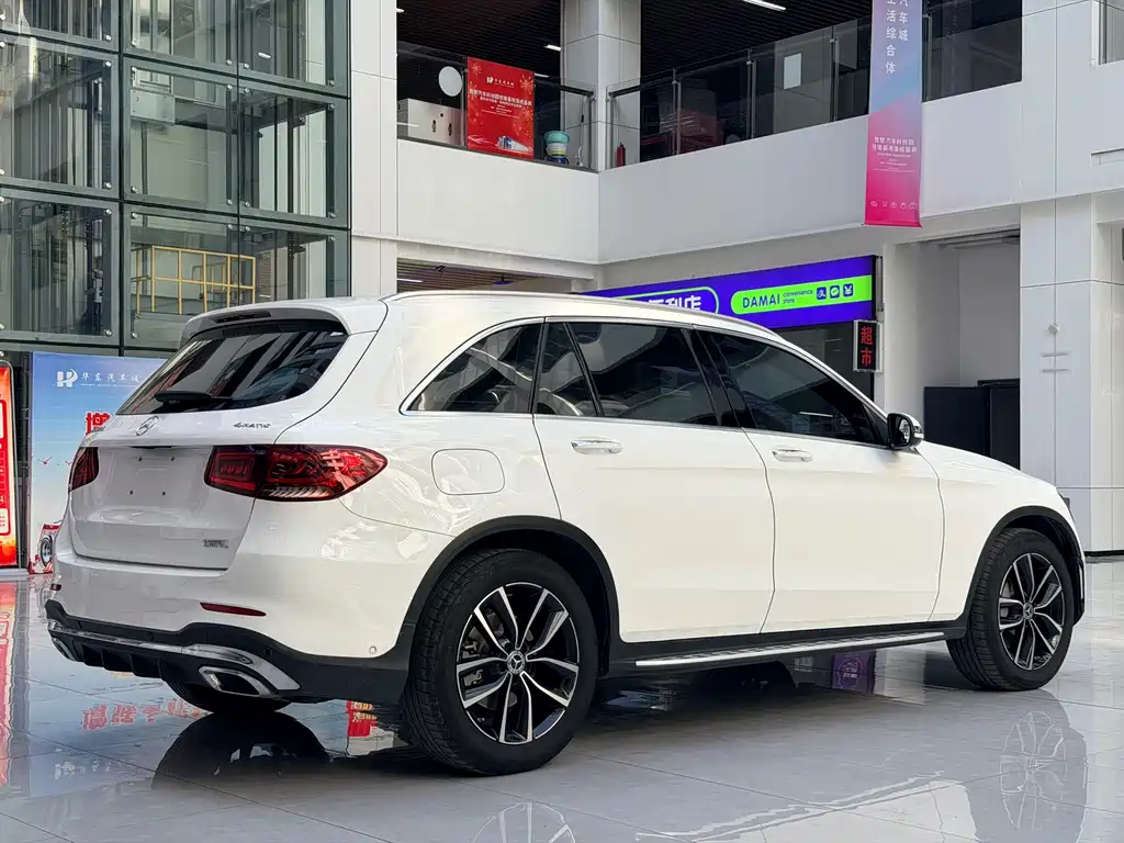 Mercedes-Benz Mercedes-Benz GLC 2021 GLC 300 L 4MATIC Dynamic Model 2021 - thumbnail 4