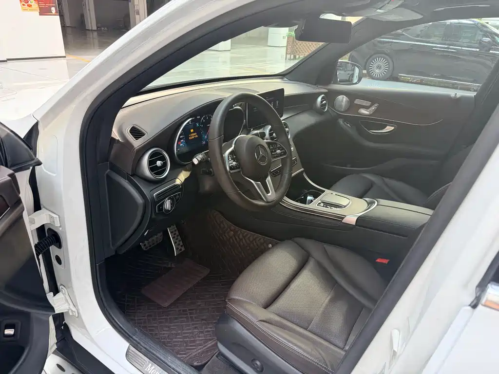 Mercedes-Benz Mercedes-Benz GLC 2021 GLC 300 L 4MATIC Dynamic Model 2021 - thumbnail 8