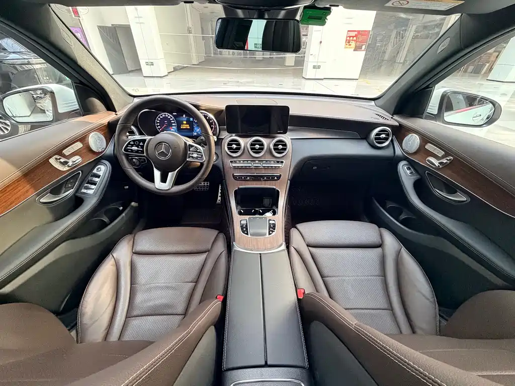 Mercedes-Benz Mercedes-Benz GLC 2021 GLC 300 L 4MATIC Dynamic Model 2021 - thumbnail 14