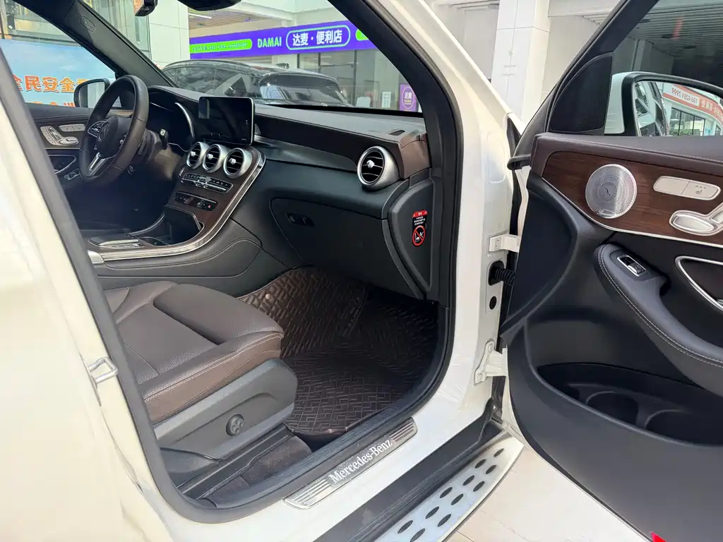 Mercedes-Benz Mercedes-Benz GLC 2021 GLC 300 L 4MATIC Dynamic Model 2021 - thumbnail 18