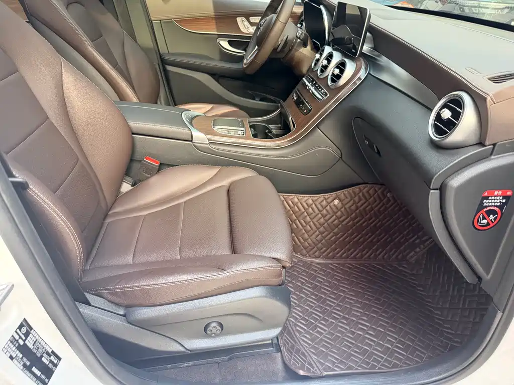 Mercedes-Benz Mercedes-Benz GLC 2021 GLC 300 L 4MATIC Dynamic Model 2021 - thumbnail 19